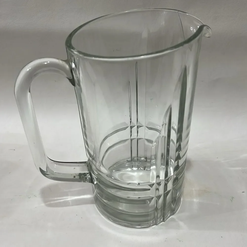 Pitcher Clear Heavy Cut Glass 2 Quarts Or 8 Cups 8 1/4 In Tall 5 In Round Spout